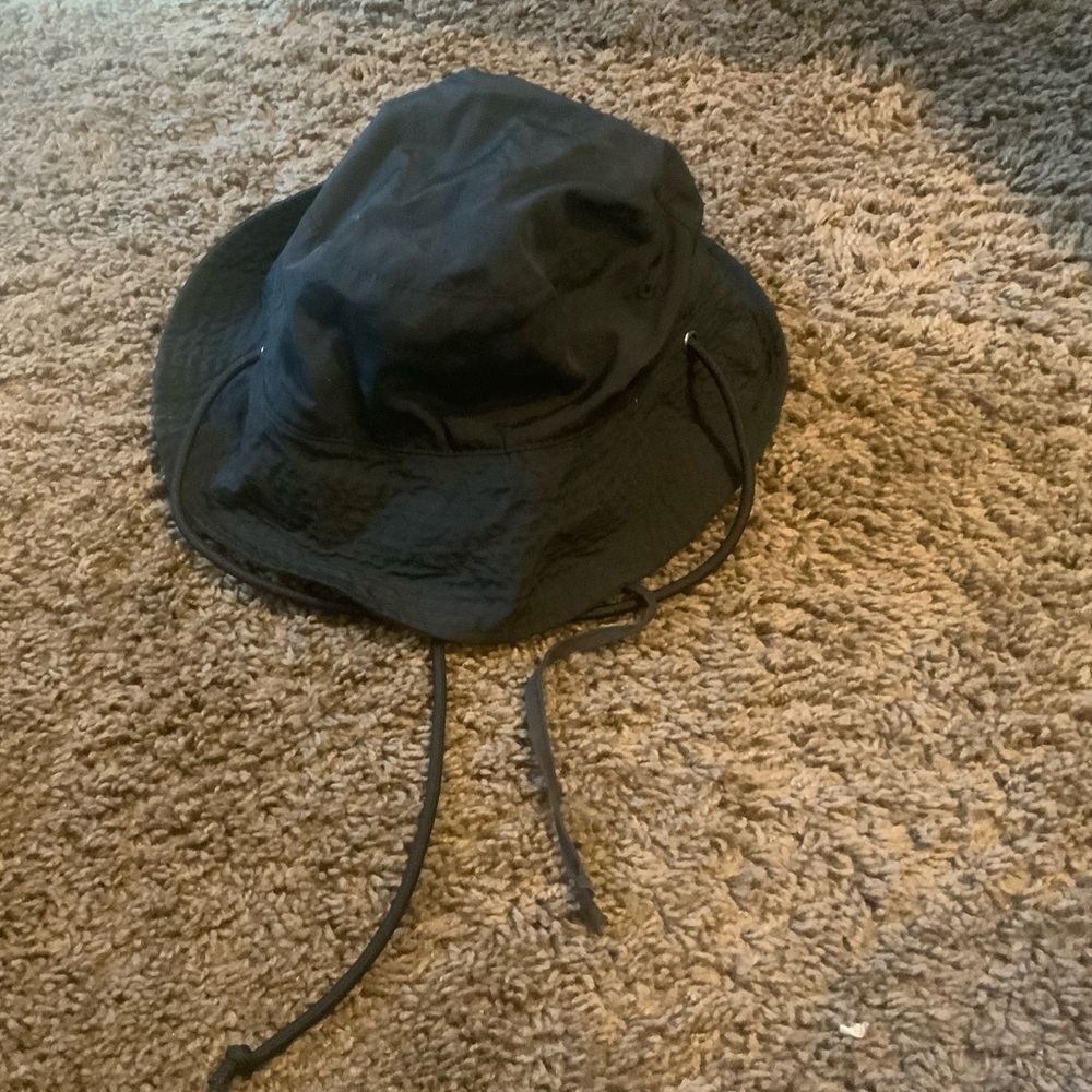 Drawstring fishing bucket hat